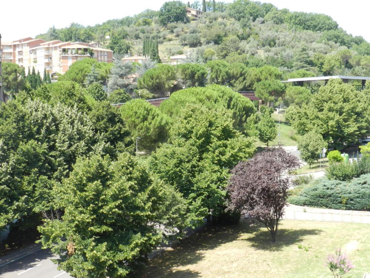 Appartamenti Via Cortonese 1 Perugia Bagian luar foto